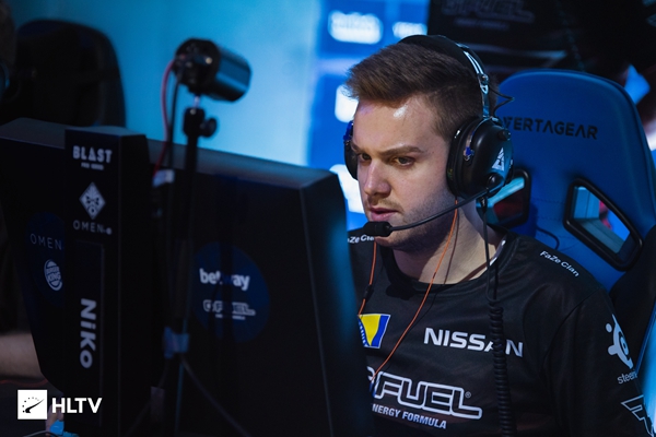 韩毅透露： Bilibili Gaming 签下了 maokai， Invictus Gaming 签下了 Daney