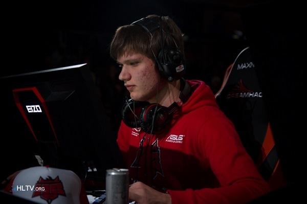 LPL紧急通知：7.16 OMG vs FPX的比赛因疫情延后