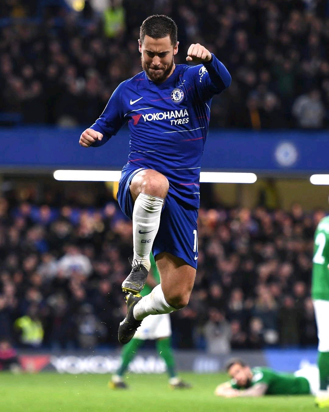 DRX 举起了 VCT 2025： Pacific Kickoff 奖杯